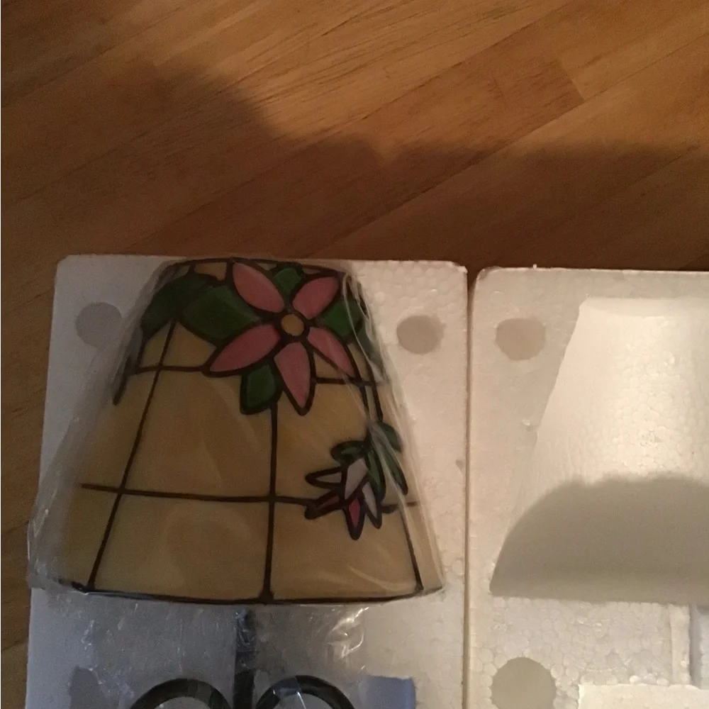 Avon Cream Party Lights for Elegant Celebrations